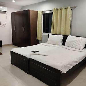 Collection O Jubilee Banjara Suites